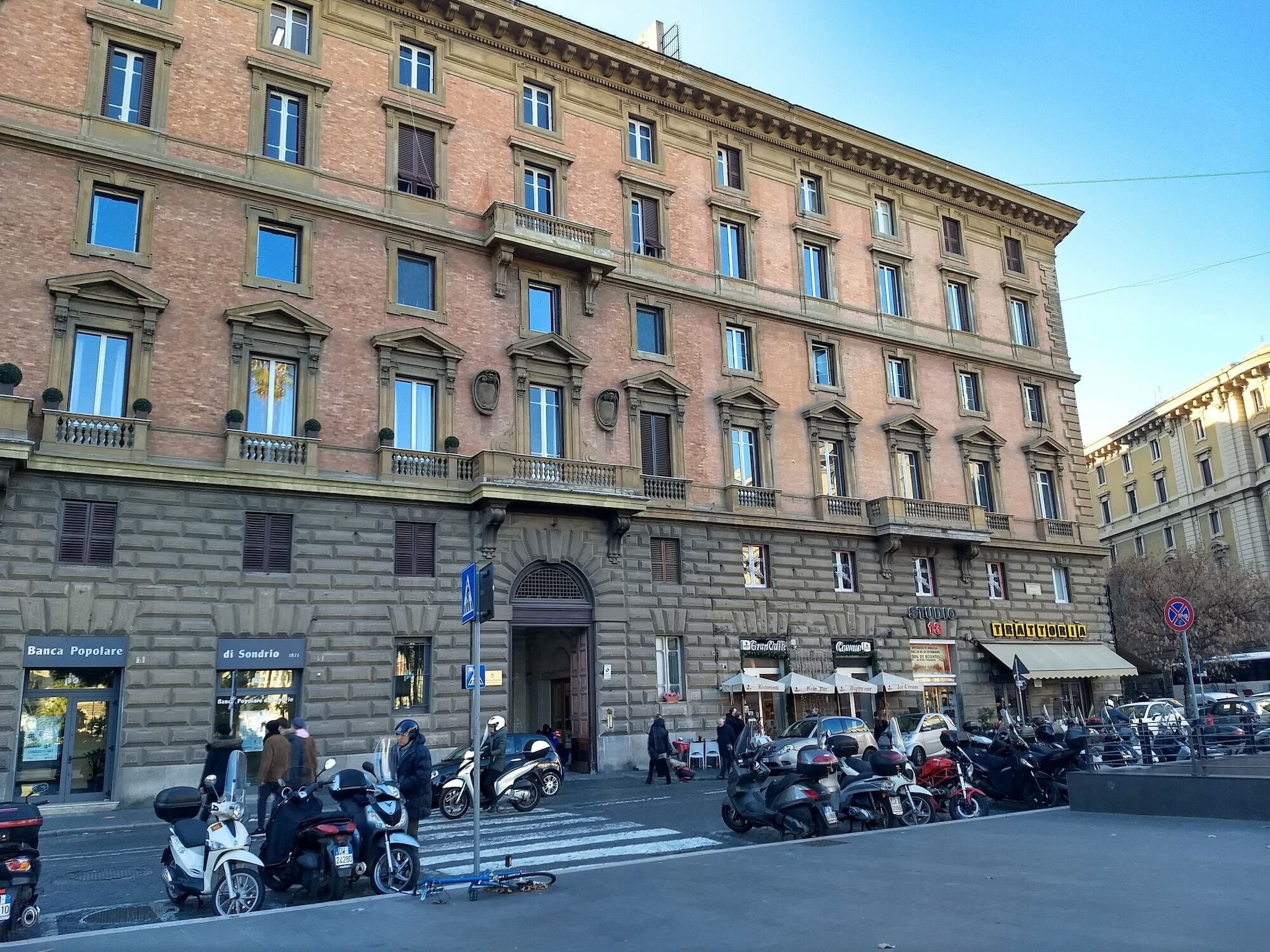 Amoraroma, Economy Guest House With Shared Bathrooms Exterior foto